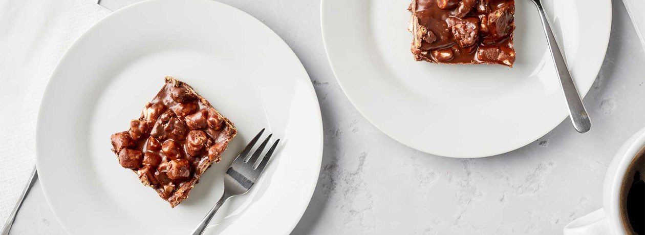 P10617 AAK 124 Vegan Tripple Choc Rocky Road Banner WBA
