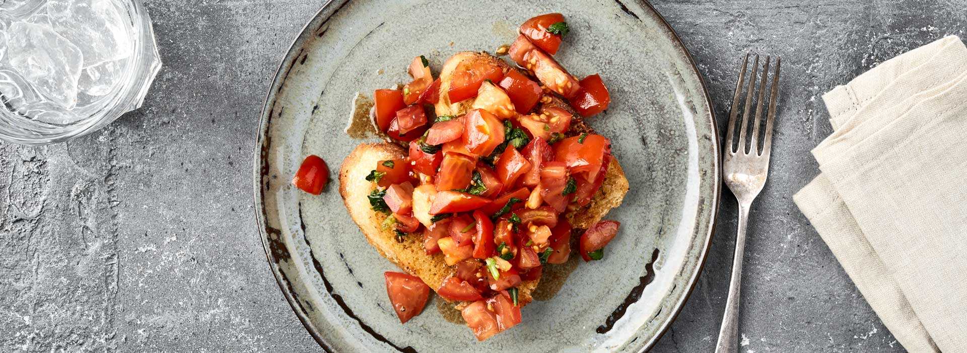 P10617 AAK 382 garlic herb whirl bruschetta banner WGH
