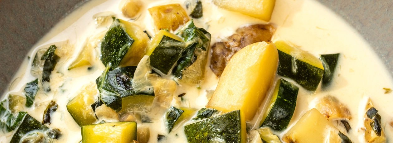 Whirl Courgette Basil Soup 4