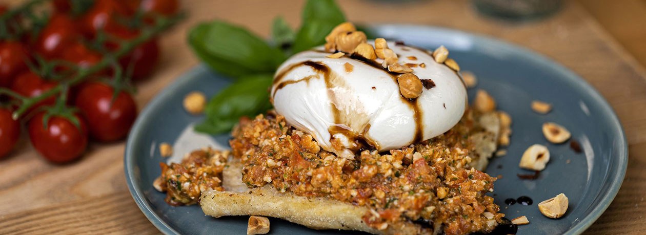 Whirl Tomato Hazelnut Buratta Bruschetta 5